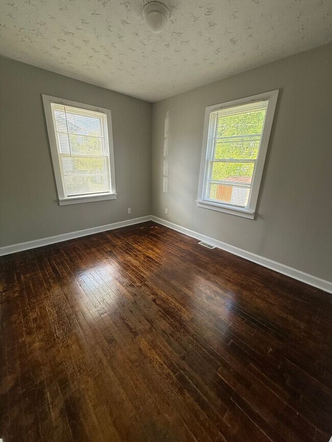 Foto del edificio - 705 N 2nd St