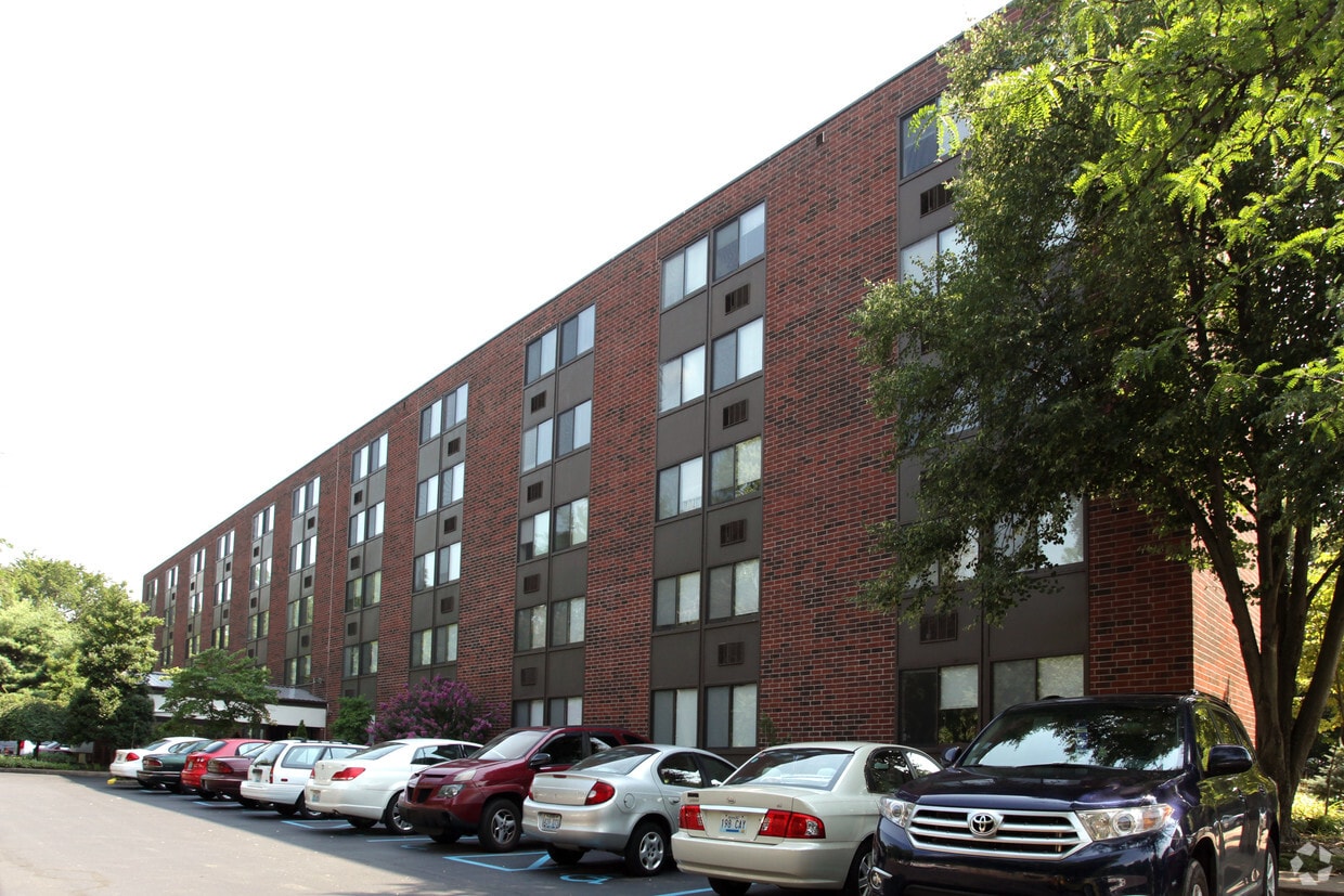 Christian Towers Apartments in Lexington, KY