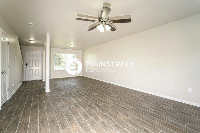 Foto del edificio - 4 Bedroom Pet-Friendly Home in GREENSBORO,...