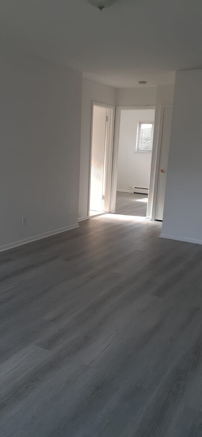 Jackson Arms 80 W Veterans Hwy Jackson, NJ Apartments for Rent in