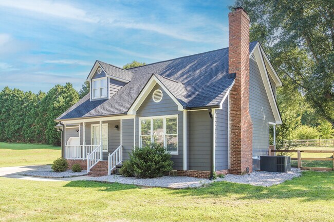 Foto del edificio - 2565 Oakes Plantation Dr