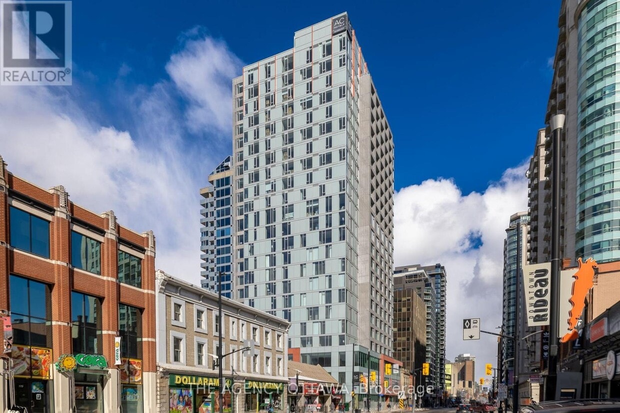 Primary Photo - 199-2199 Rideau St