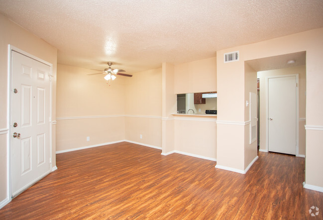 A1 1BDx1BA 684SF - Stonegate Apartments