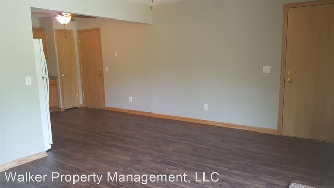 Building Photo - 817 George Ave