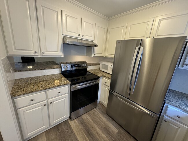 Foto del edificio - 3845 Overbrook Dr