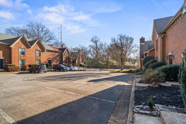 Foto del edificio - 1039 Park Ct Dr