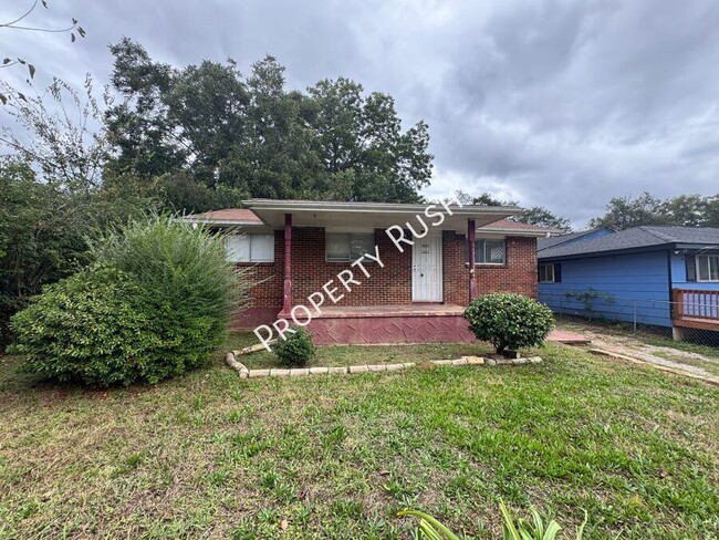 Foto del edificio - 1012 N Hickory St