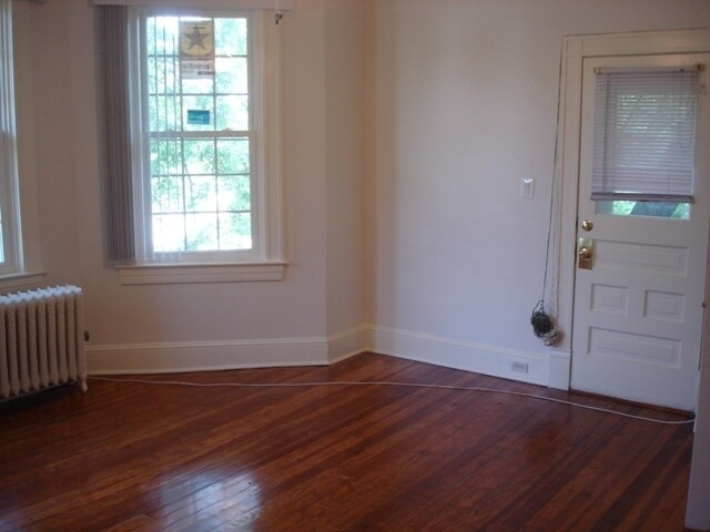 Building Photo - 3104 Bayonne Ave.