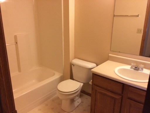 Building Photo - 4036 Ryland Dr