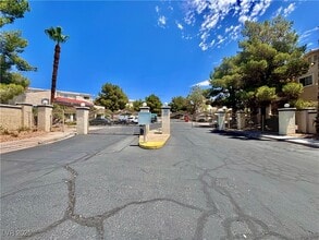 Building Photo - 2011 Cutlass Dr