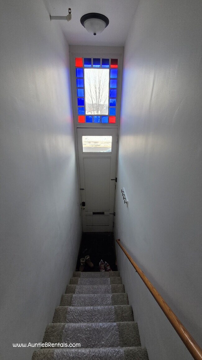 Foto del edificio - 3-Bedroom Upper-Level Condo in Historic Downtown Stillwater