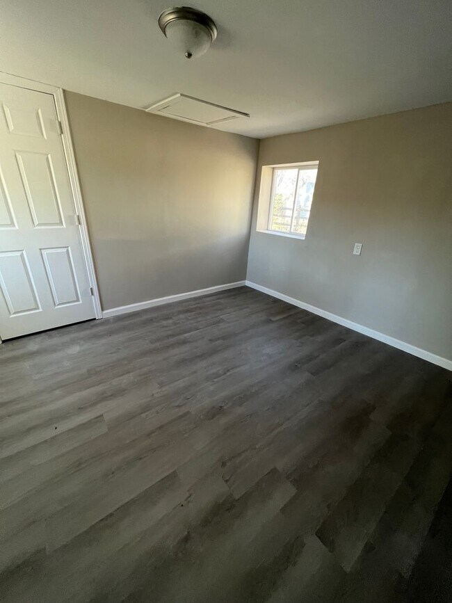 Building Photo - Oakland Home: New Year, New Home: 50% Off ...