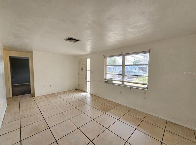 Foto del edificio - 1019 Maybury Dr