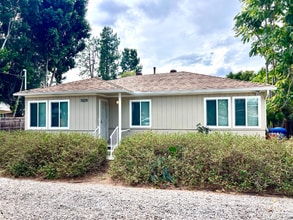 Building Photo - 7029 Yolanda Ave