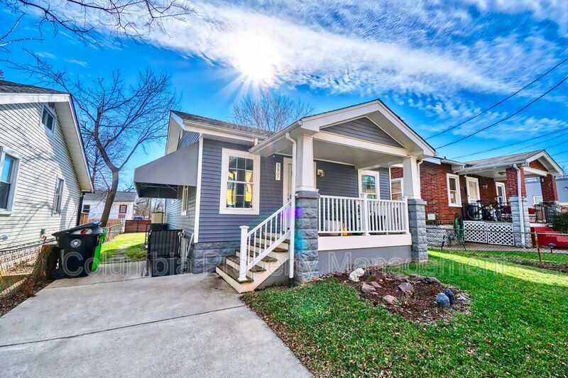 Foto principal - 3807 Quincy St