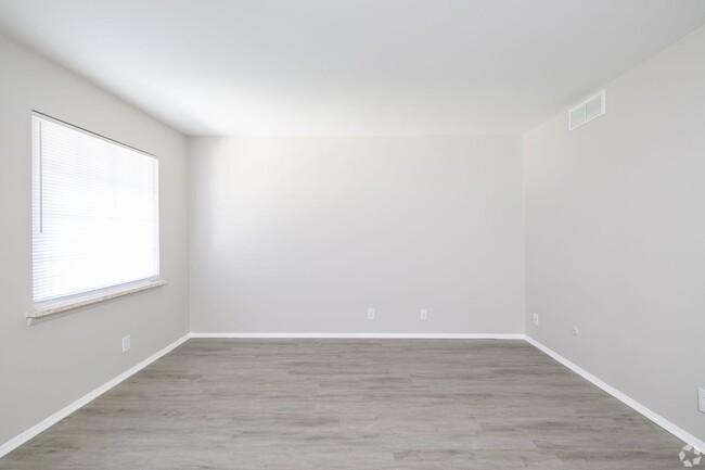 Interior Photo - Naveen Pine Apartments