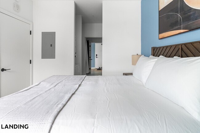 Foto del edificio - 221 E Oak St