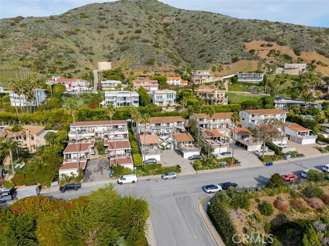 Foto del edificio - 11813 Ellice St