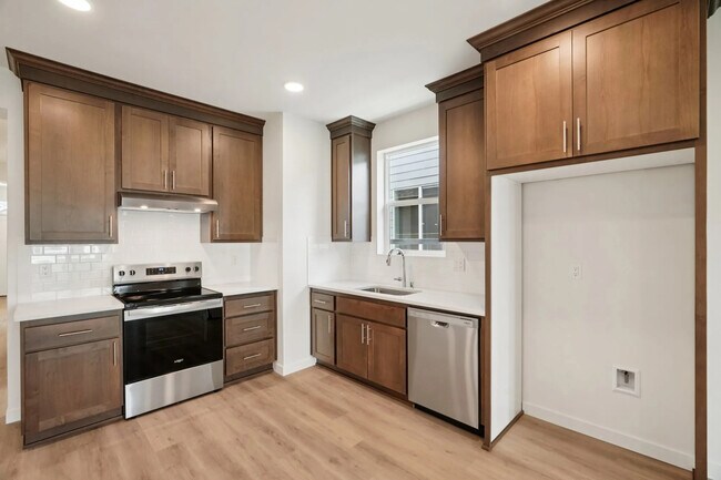 Foto del edificio - 1915 NW 18th Ave