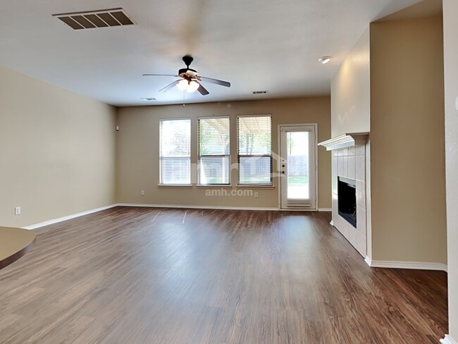 Building Photo - 2847 Park Springs Drive
