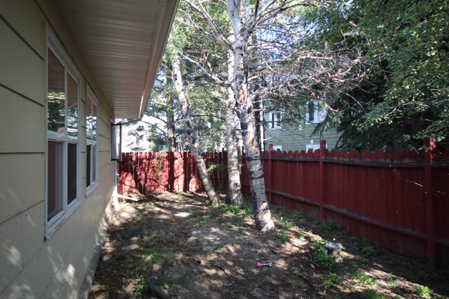 Foto del edificio - 1820 Remington Way