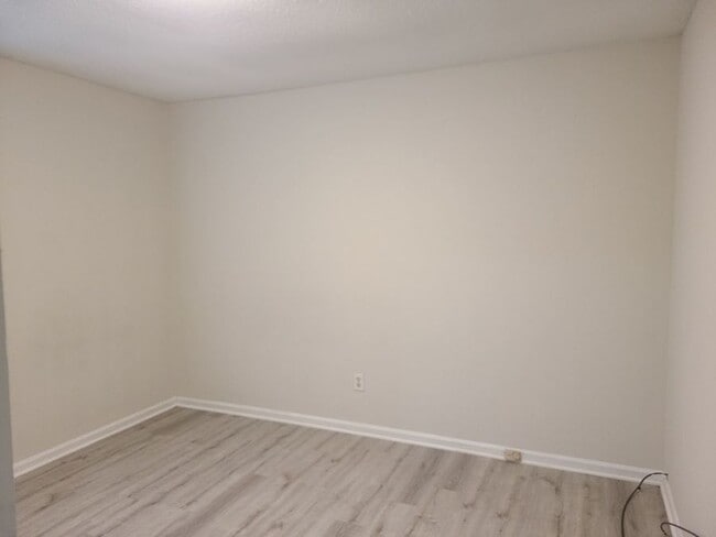 Building Photo - 2837 Seclusion Ct