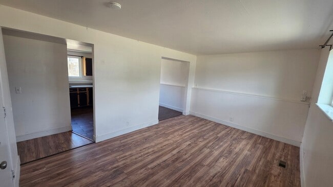 Photo - 3394 Mockingbird Way (West Valley City, UT) Apartment