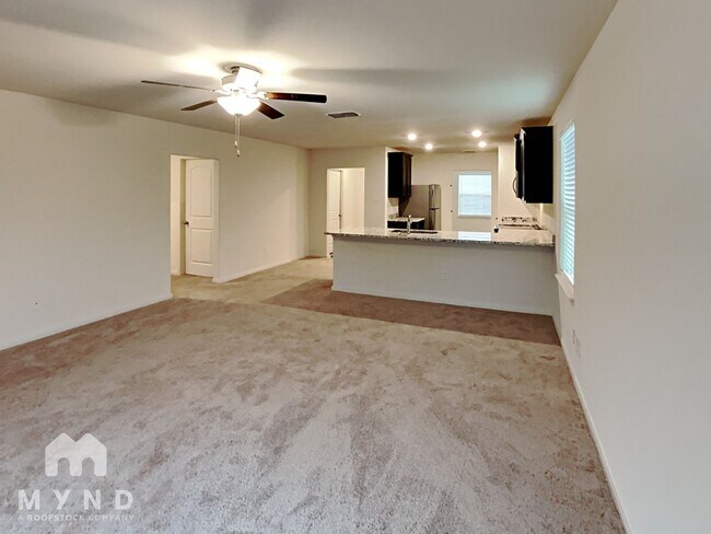 Foto del edificio - 7331 Anchor Cyn