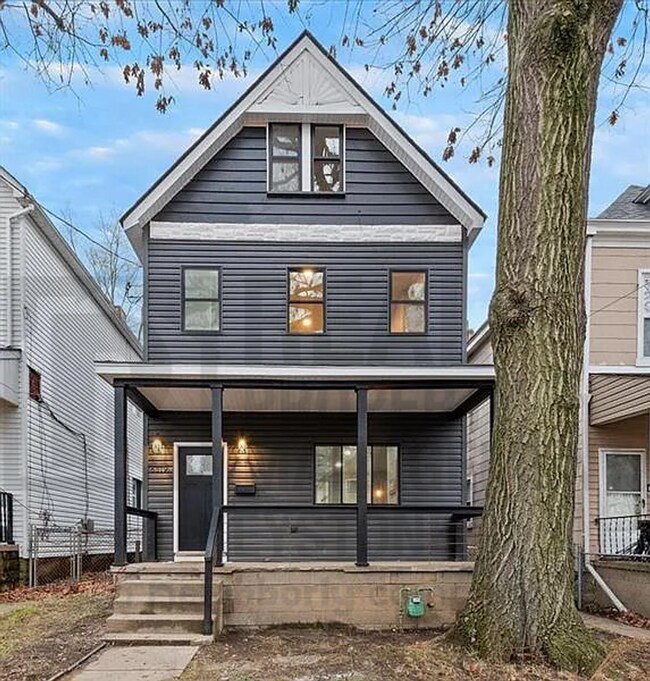 Building Photo - Beautifully Updated Home Near East Liberty!