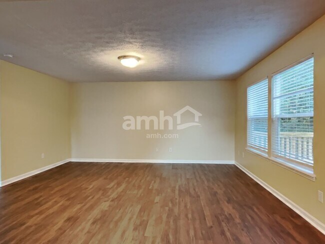 Building Photo - 9117 Timpani Way