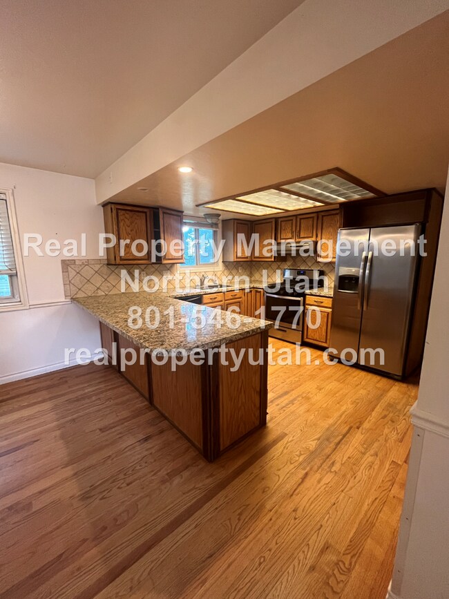Foto del edificio - Large 5 Bedroom Home In Farmington Coming ...