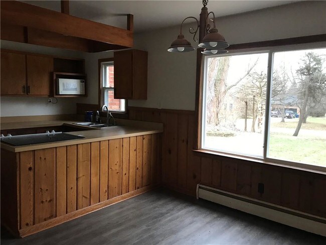 Building Photo - 107 Lena Hill Dr