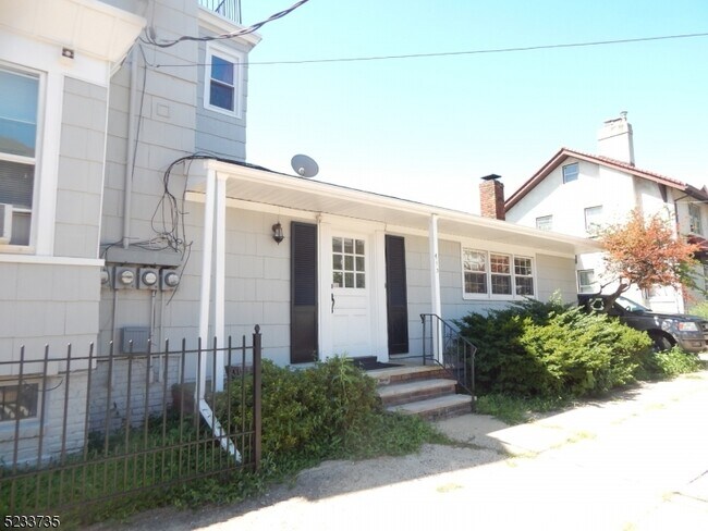 Foto del edificio - 43 S 5th St