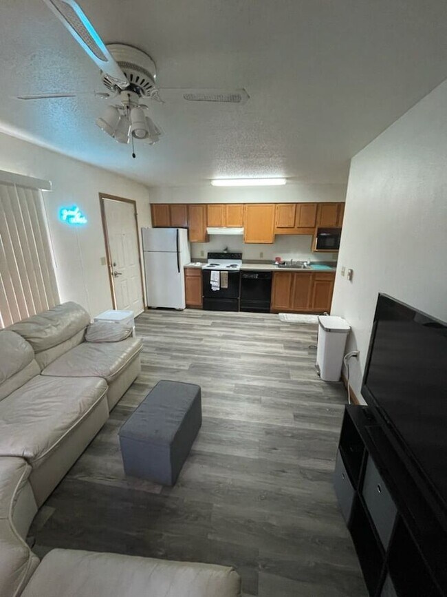 Foto del edificio - 202 10th St N