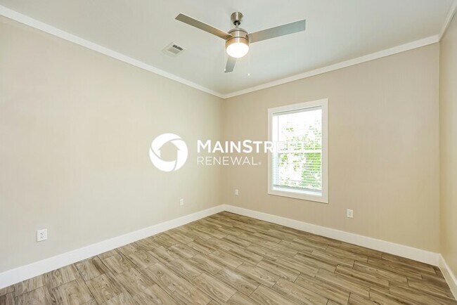 Foto del edificio - 4 Bedroom Pet-Friendly Home in San Antonio...