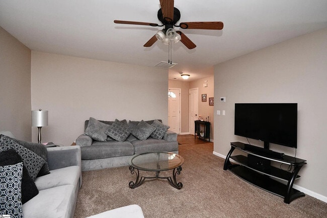 Building Photo - 4 Riverbed Dr