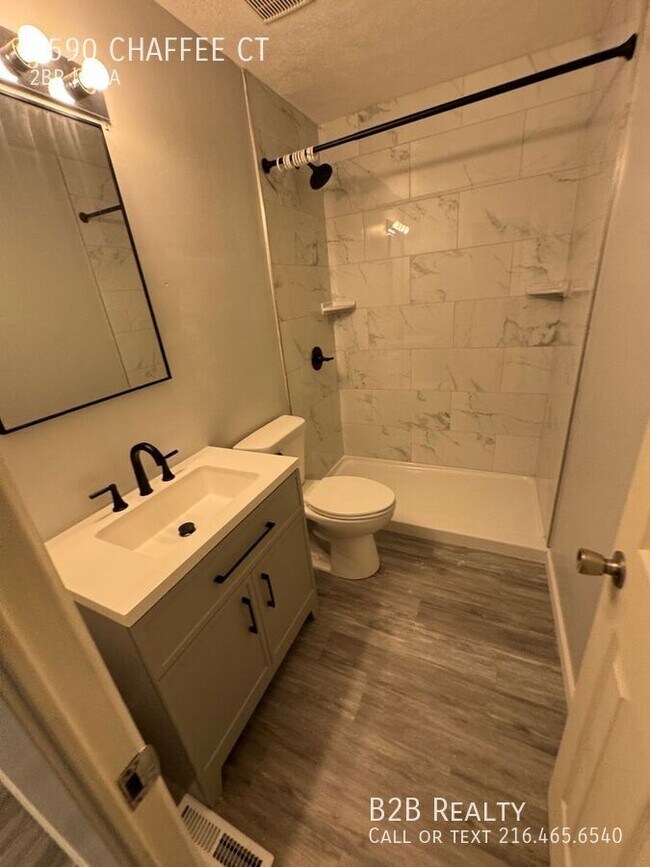 Foto del edificio - 6590 Chaffee Ct