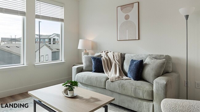 Building Photo - 10670 Jake Jabs Blvd