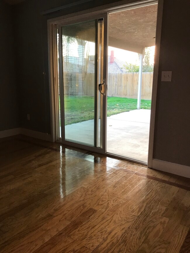 445 S 19th Ave, Lemoore, CA 93245 House Rental in Lemoore, CA