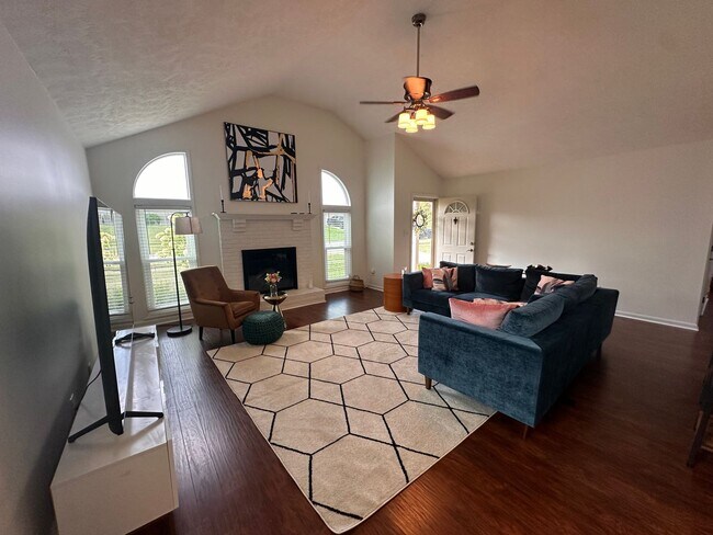 Building Photo - Brick Ranch Home for Rent in Saratoga Woods!