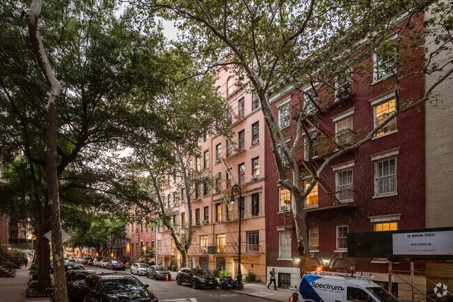 Foto del edificio - 53-55 Morton St