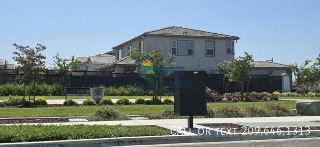 Building Photo - 16214 Sculptor Ave