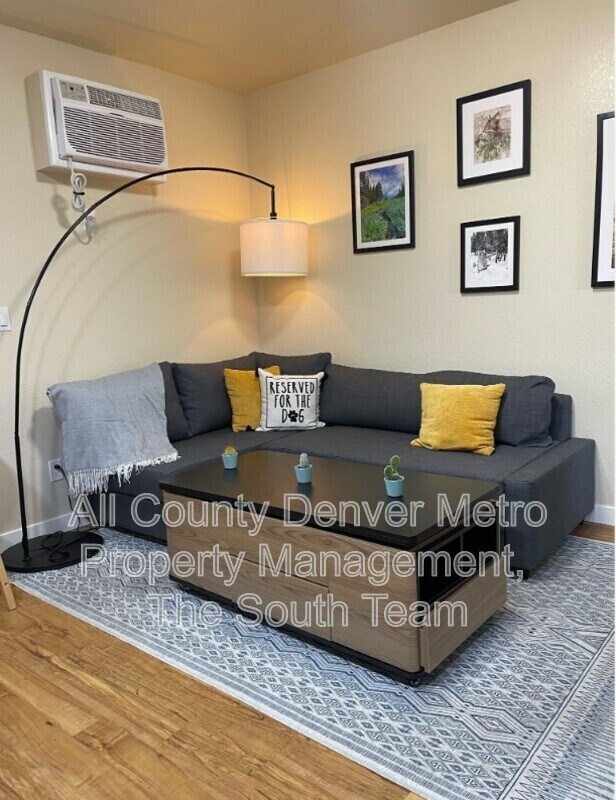 Building Photo - 1391 Carr St