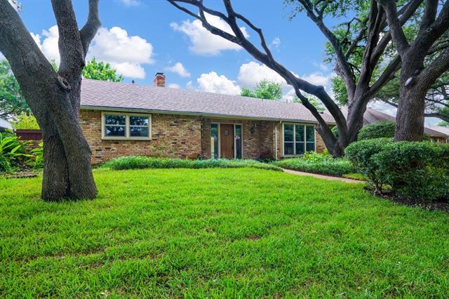 Foto del edificio - 6926 Robin Willow Dr