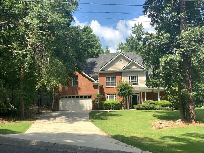 Foto del edificio - 1762 Shady Hill Rd NE