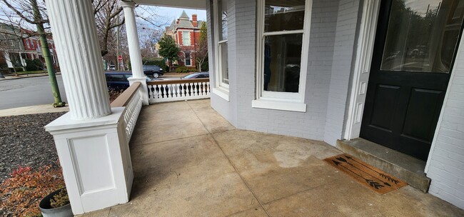 Front Porch - 2348 W Grace St