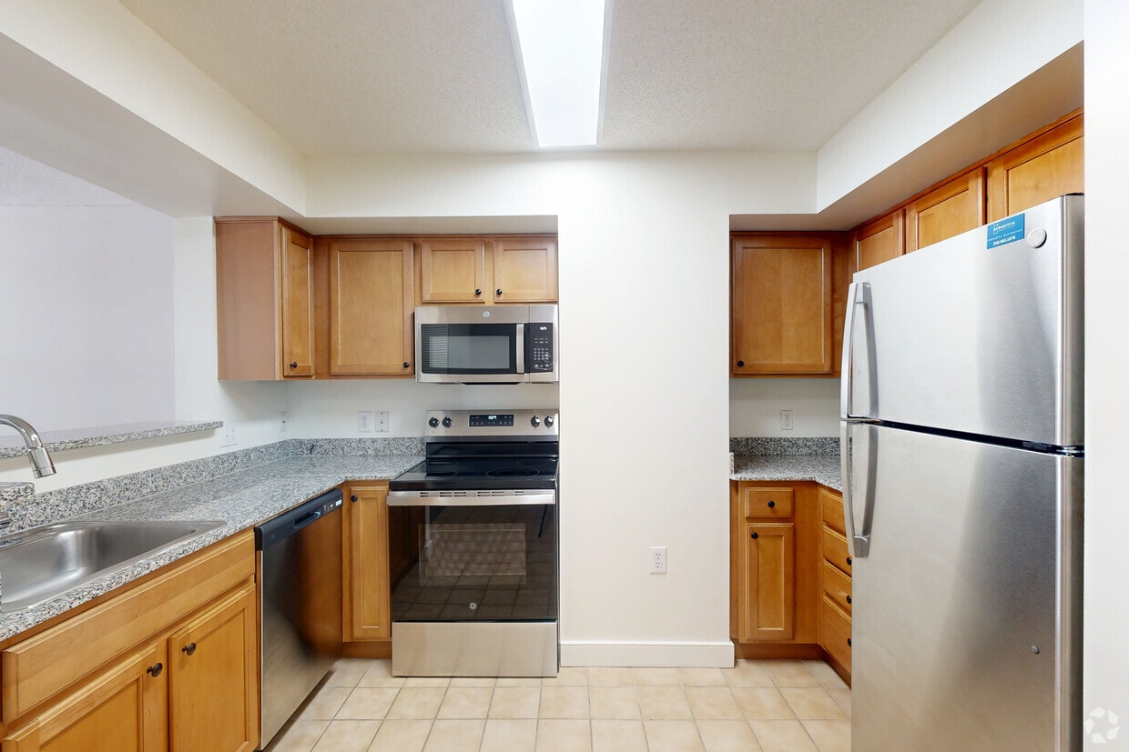Photo - West End Residences Apartments