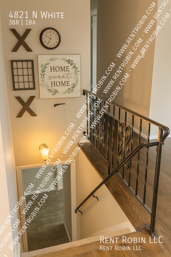Foto del edificio - 4821 N White-
