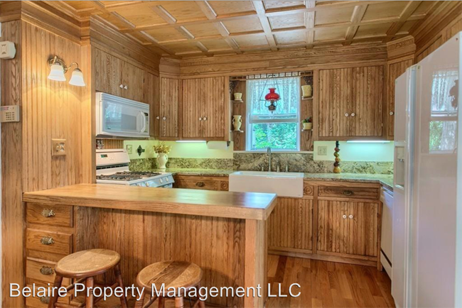 Building Photo - 3 br, 1.5 bath House - 303 Blossom Street