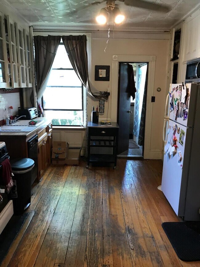 Foto del edificio - 321 Willow Ave